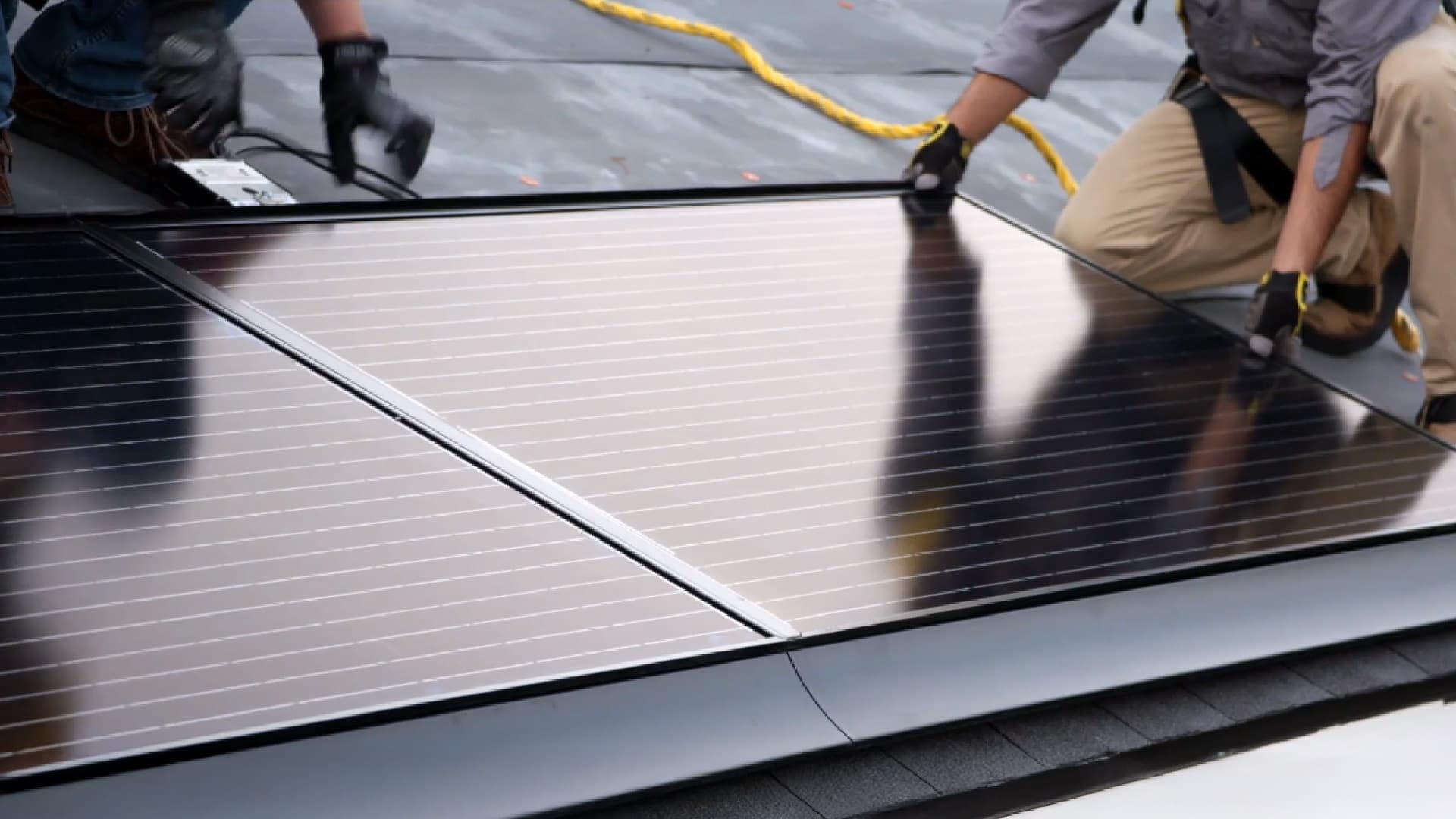 GAF Deco Tech Solar Roof case study for web HERO